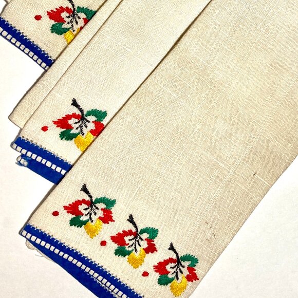 Set of 3 Vintage 100% Linen Hand Towels w Embroidery - Picture 8 of 8